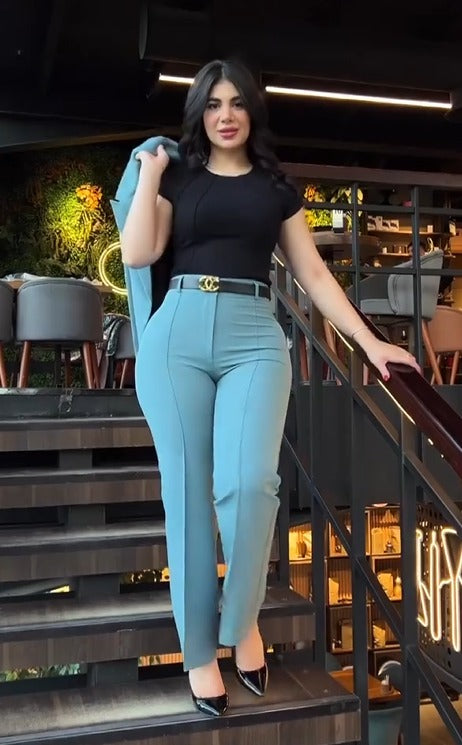 Fato Turquesa Elegante